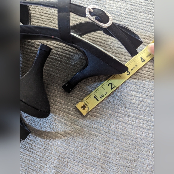 Jacqueline Ferrar open toe pumps - Picture 5 of 6